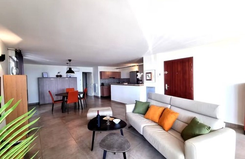 La Jetee Apartamento | Le Sea View - T3 - Sea view - Terrace - Parking.