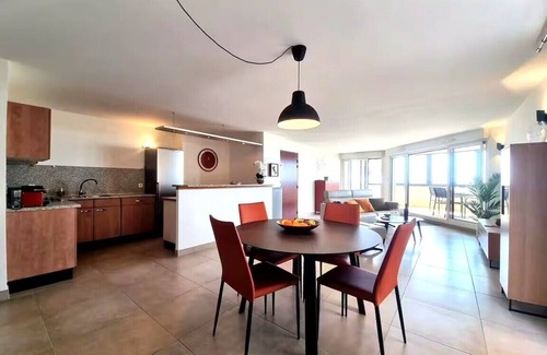 La Jetee Apartamento | Le Sea View - T3 - Sea view - Terrace - Parking.