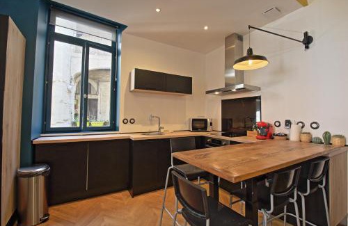 Nimes City Centre Apartamento | Le Sensas - Climatisation et Centre
