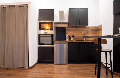 Saint-Laurent-sur-Saone Apartamento | Le Sigorgne Downtown Station