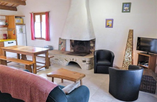 Blanquefort-sur-Briolance Casa | Le Sorbier by Interhome