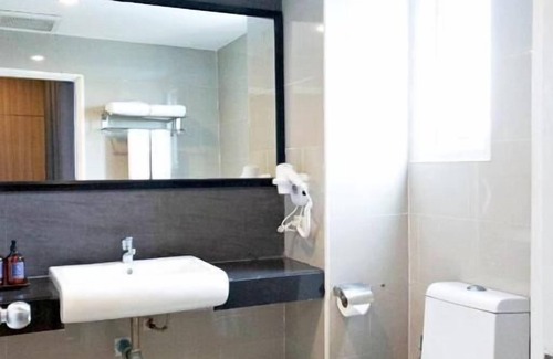 Bang Chalong Hotel | Le Srivaree Suvarnabhumi Airport Hotel