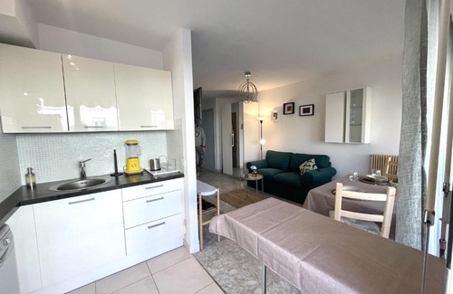 Menton Apartamento | Le St Pierre, joli T1 central à 2 minutes des plages