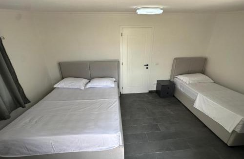 Kamez Casa | Le stanze Della Luna