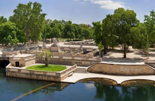 Cadereau Apartamento | Le studio D'auguste- Cœur de Nîmes-chaleureux-emplacement idéal