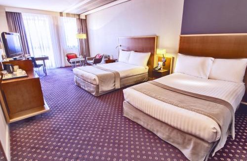 Biarritz City Centre Hotel | Le Talaia Hôtel & Spa Biarritz - MGallery Collection