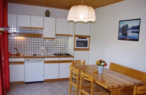 Albiez-Montrond Casa | LE TALAPET - POPPY
