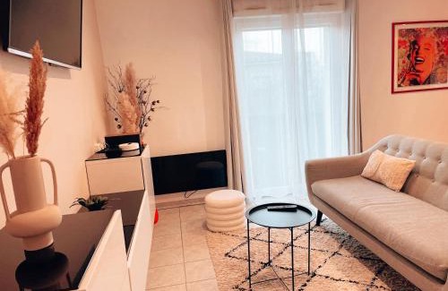 Blagnac Apartamento | Le Terminal T2 Blagnac - parking -aéroport-Airbus- Meett