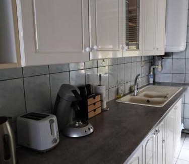 Mulhouse Apartamento | Le Thannois - appartement 2 chambres, salon, cuisine équipée, parking et wifi gratuit