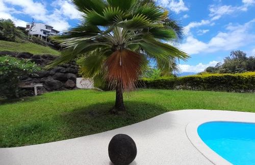 Punaauia Casa | Le Tiki Rouge