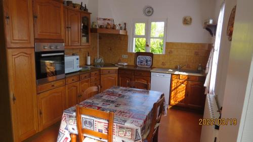 Sainte-Genevieve-les-Gasny Casa | le tilleul