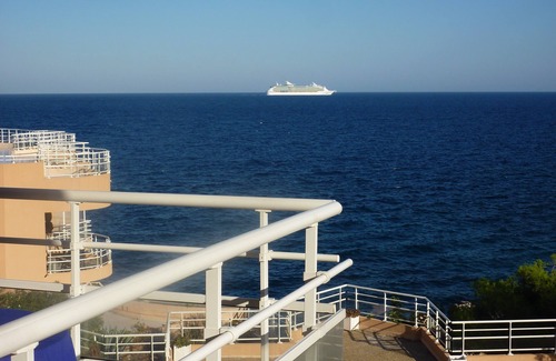 Le Trayas Apartamento | Apartamento Le Trayas en residencia frente al mar, vista al mar,