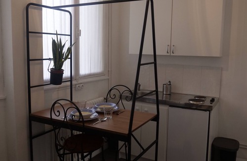 Autun Apartamento | Le Trop Parfait - un Gîte Urbain Pour Deux Personnes en Plein Centre Ville