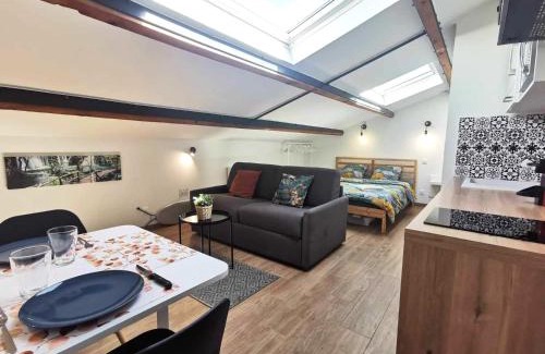 Istres Apartamento | Le Tropical l Calme l Clim l Parking gratuit