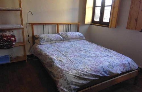 Uzerche Apartamento | Le trou dans le mur