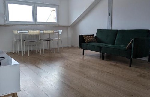 Mulhouse Apartamento | Le Vauban - appartement 2 chambres, salon, cuisine équipée, parking et wifi gratuit