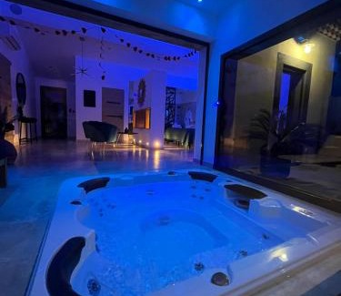 Rougiers Casa | Le Vertu’Ose