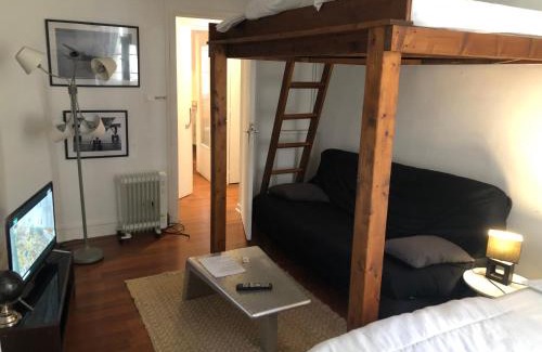 Aurillac Apartamento | Le Victor Hugo 2 D et sa pizza offerte