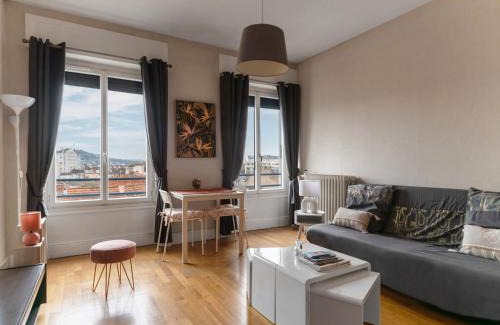 Cœur de Ville Apartamento | Le Victoria - Appartement cœur de ville avec vue