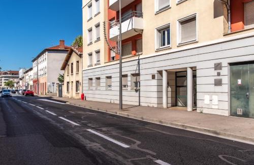 Decines-Charpieu Apartamento | Le Victoria hyper-centre Décines