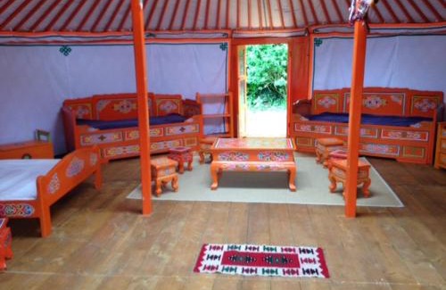 Trie-Chateau Cama Y Desayuno | Le Village des Templiers