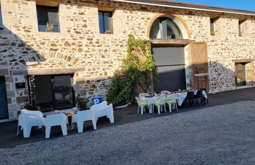 Limoges Apartamento | Le voyage à travers les flots