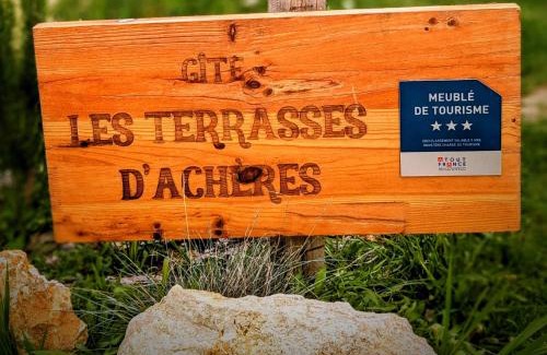 Acheres-la-Foret Chalet De Esquí | Le Woody Lodge, Large cottage with wooden deck and chalet with garden view next to Fontainebleau Forest