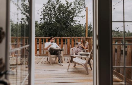 Mont-Tremblant Apartamento | #Le80ies - Downtown Rooftop - Free shuttle to ski Mountain