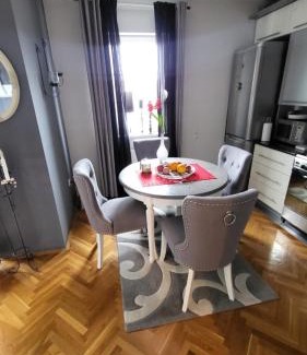 Cacak Apartamento | LEA-Lux Apartment