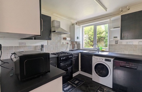 Harborne Apartamento | Leabon Grove House - 3 bed 1 and half bath