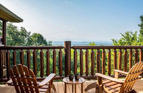 Kodak Casa | Leaf Season!dog Friendly Cabinviewshottub