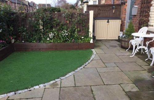 Lytham St. Anne's Apartamento | Leafy Lytham central Lovely ground floor 1 bedroom apartment with private garden In Lytham dog friendly