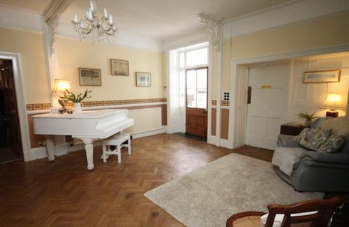 Tywyn Cama Y Desayuno | Leahurst Bed and Breakfast