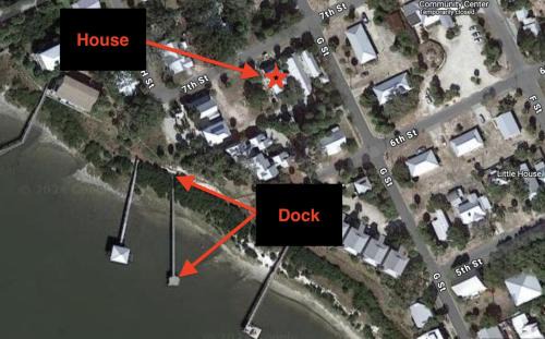Cedar Key Casa | Leaning Oak Bungalow