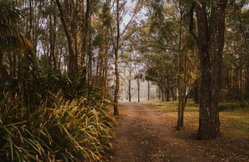 Lovedale Villa | Leaves & Fishes - Private group escape in the Hunter Valley