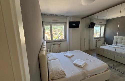 Quartiere XXIV Don Bosco Apartamento | Lecco Deluxe Apartment