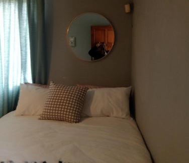 Empangeni Apartamento | Lee Crib