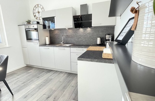Wremen Apartamento | Lee-Modern newly built apartment near the beach *Wallbox*