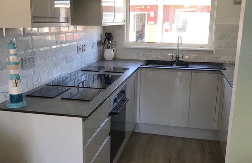 Dartmouth Chalet De Esquí | LEE "S CHALET, NORTON PARK, Dartmouth, 2 habitaciones,