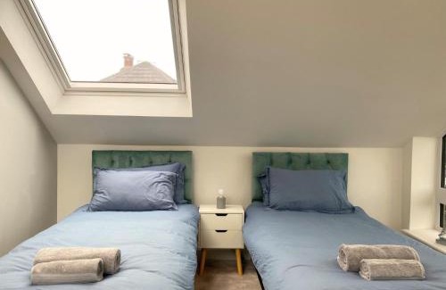 Chapeltown Casa | LeedsHouse Sleeps9 PrivateGarden Tv Wifi