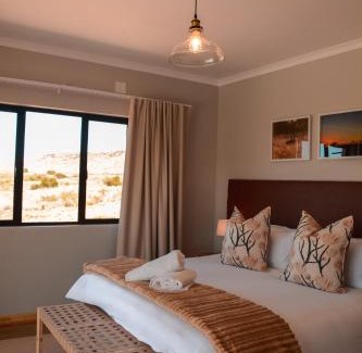 Renosterberg Casa | Leeuwkuil Lodge