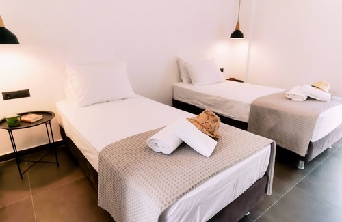 Agia Galini Hotel | Lefka Ori Agia Galini