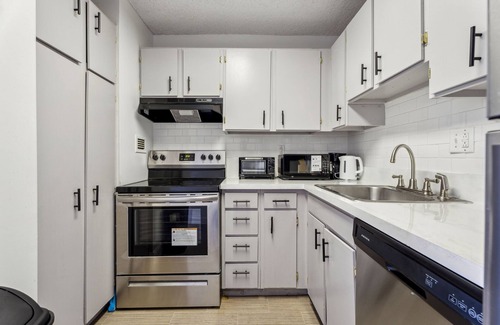 Bellevue Apartamento | Legacy at Imperial Village 915 I 1 Bed 1 Bath