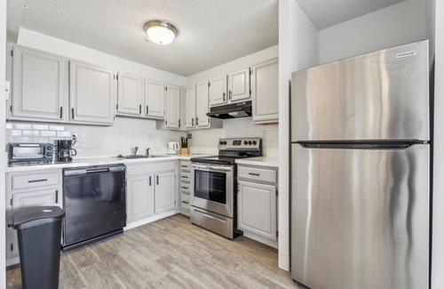 Richmond Apartamento | Legacy at Imperial Village 816 I 2 Bed 2 Bath