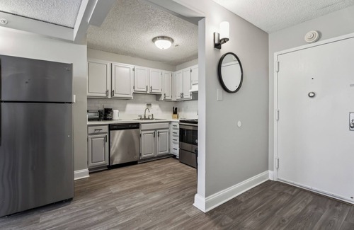 Richmond Apartamento | Legacy at Imperial Village 317 I 2 Bed 2 Bath