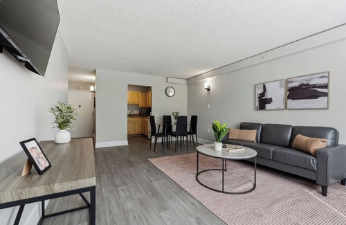 Richmond Apartamento | Legacy at Imperial Village 303 I 2 Bed 2 Bath