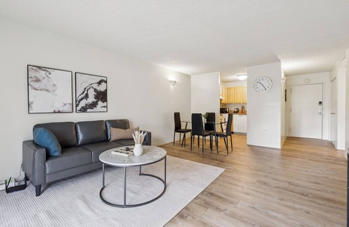 Richmond Apartamento | Legacy at Imperial Village 105 I 1 Bed 1 Bath