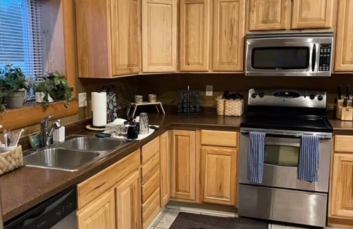 Eau Claire Casa | Legacy farm waterfront horse farm with 3bedroom in a barn complex in Eau Claire.
