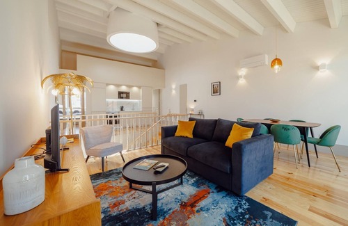 Lapa Apartamento | Legacy Oporto Premium Apartment I by Vacationy