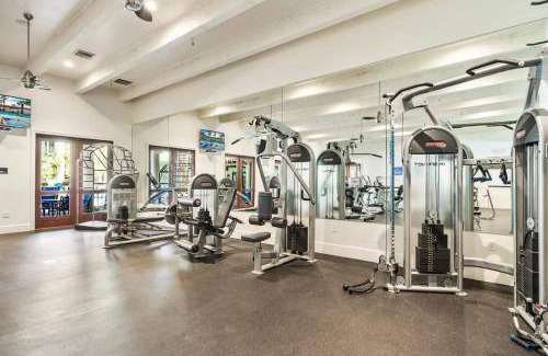 La Quinta Apartamento | Legacy Villas 1 BR 1 Story Kitchen Resort Pools Gym